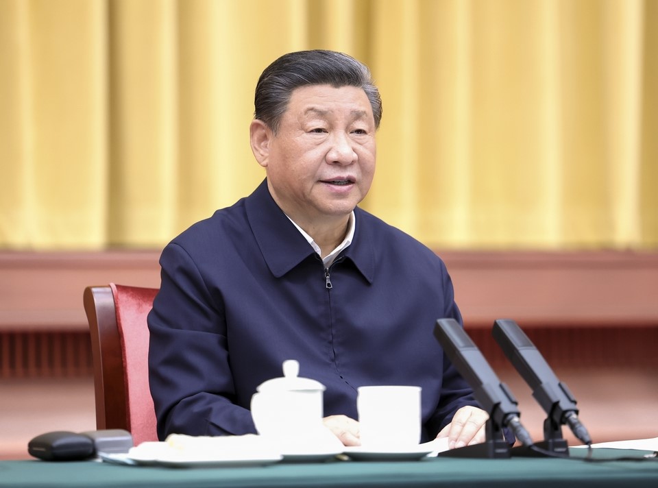 2024年3月20日下午，中共中央總書(shū)記、國家主席、中央軍委主席習近平在湖南省長(cháng)沙市主持召開(kāi)新時(shí)代推動(dòng)中部地區崛起座談會(huì )并發(fā)表重要講話(huà)。新華社記者 鞠鵬 攝 